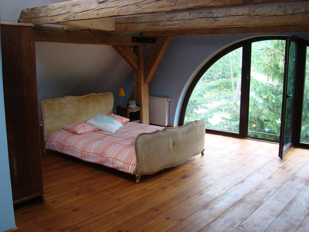 Stara Papiernia Zielony Lasek Krutynski Piecek 部屋 写真
